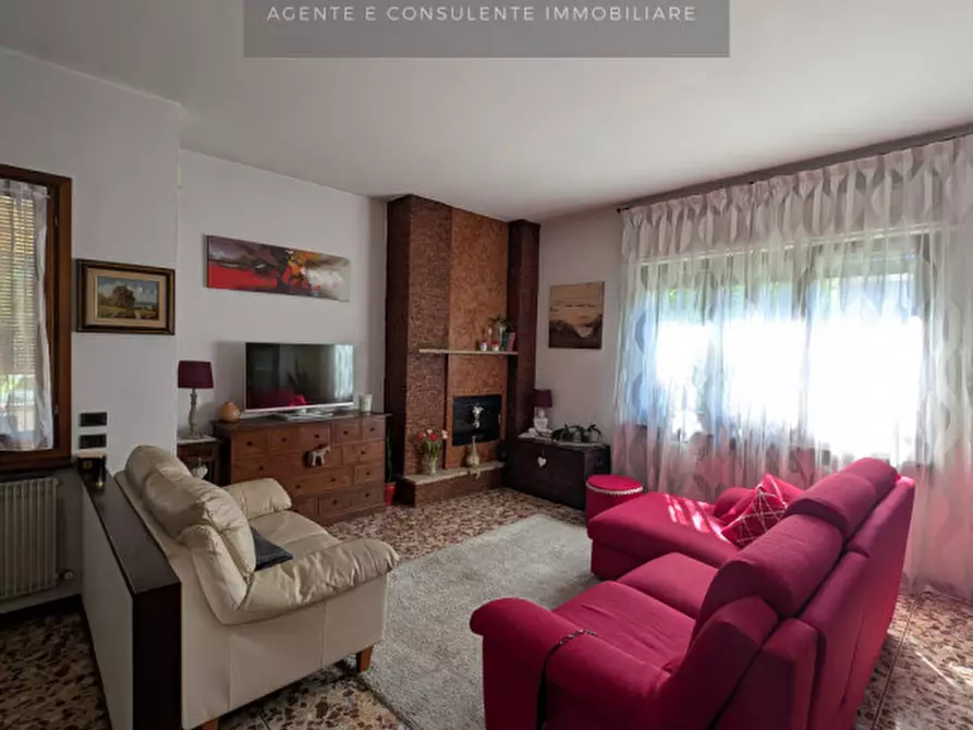 Immagine 32 di Casa bifamiliare in vendita  a Vittorio Veneto