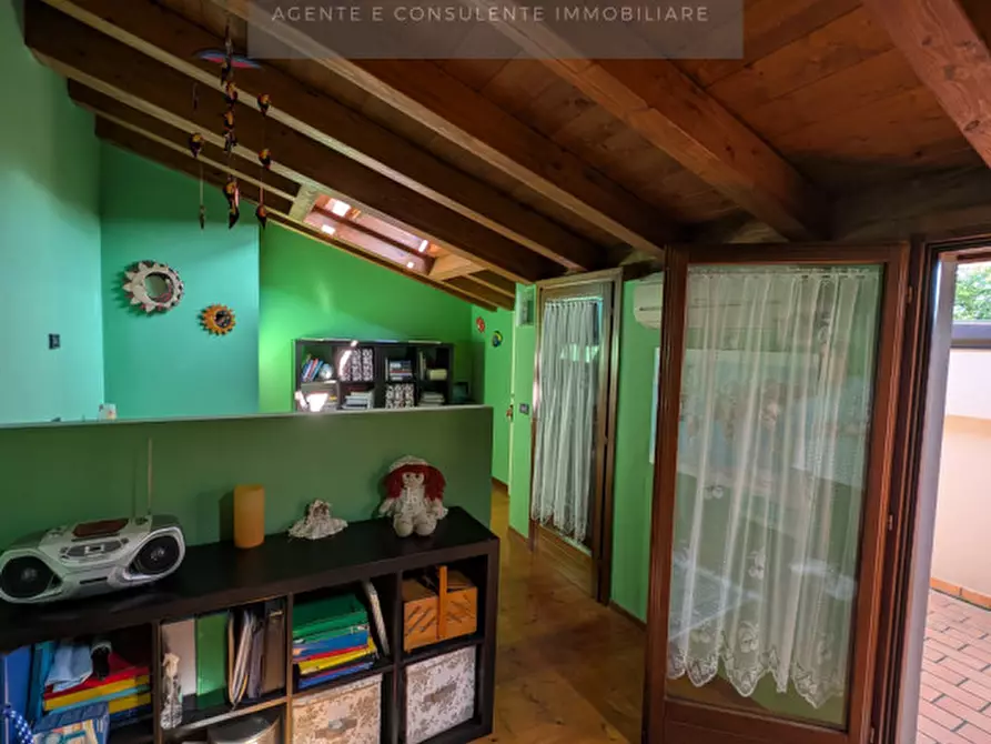 Immagine 41 di Casa bifamiliare in vendita  a Vittorio Veneto