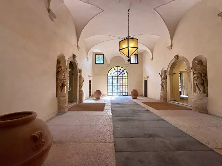 Immagine 10 di Appartamento in affitto  in via duomo 6 a Verona