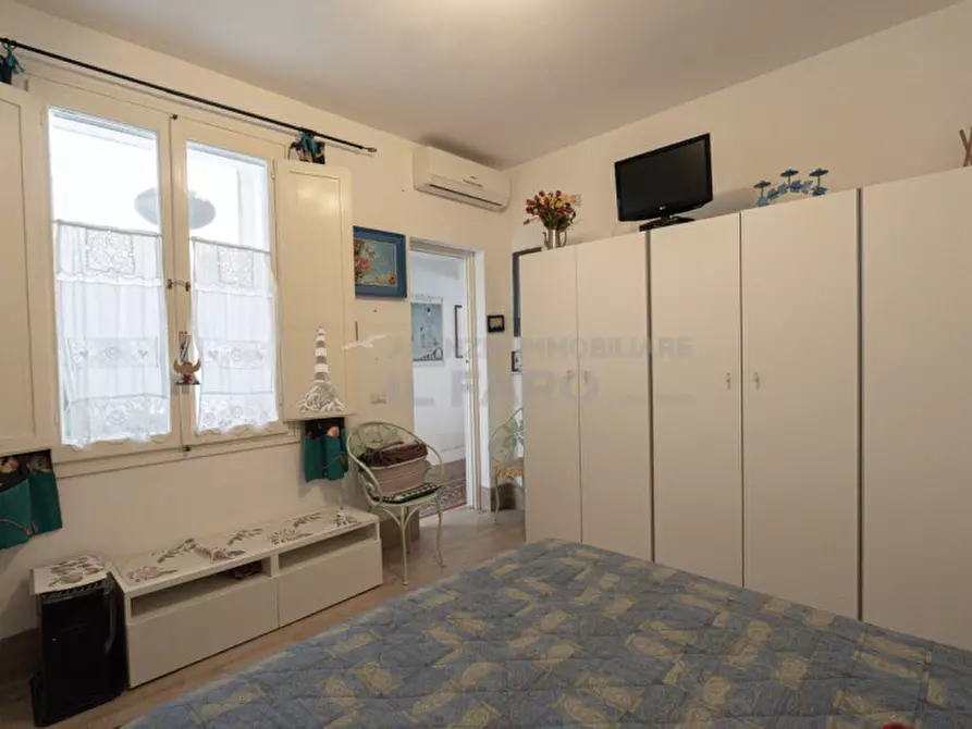 Immagine 13 di Villetta a schiera in vendita  in Via Anita Garibaldi a La Maddalena