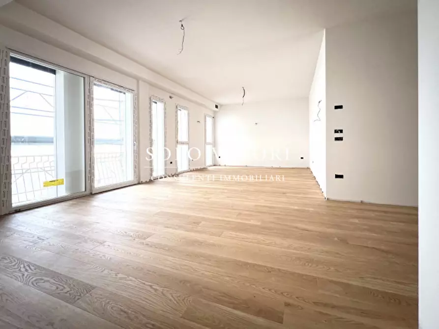 Immagine 1 di Appartamento in vendita  a Castelfranco Veneto