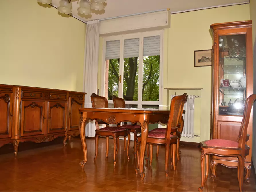 Immagine 4 di Appartamento in vendita  in Via Montanara a Parma