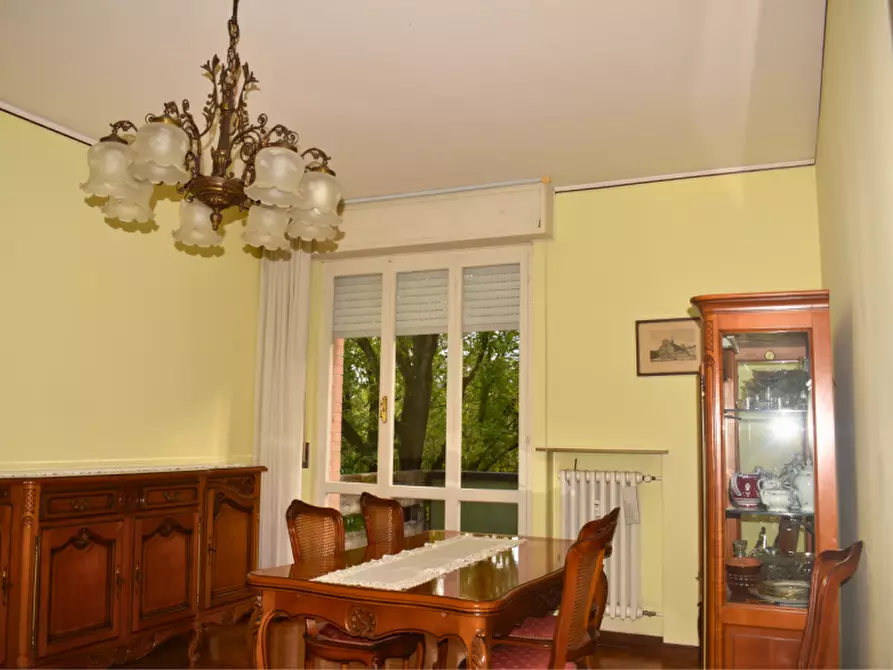 Immagine 5 di Appartamento in vendita  in Via Montanara a Parma