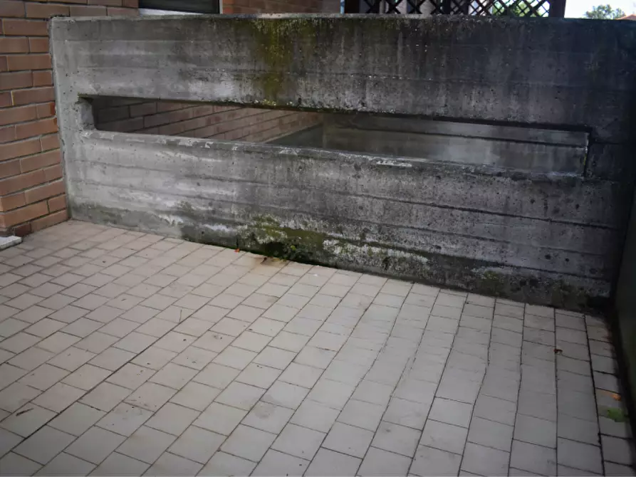 Immagine 10 di Appartamento in vendita  in Via Montanara a Parma