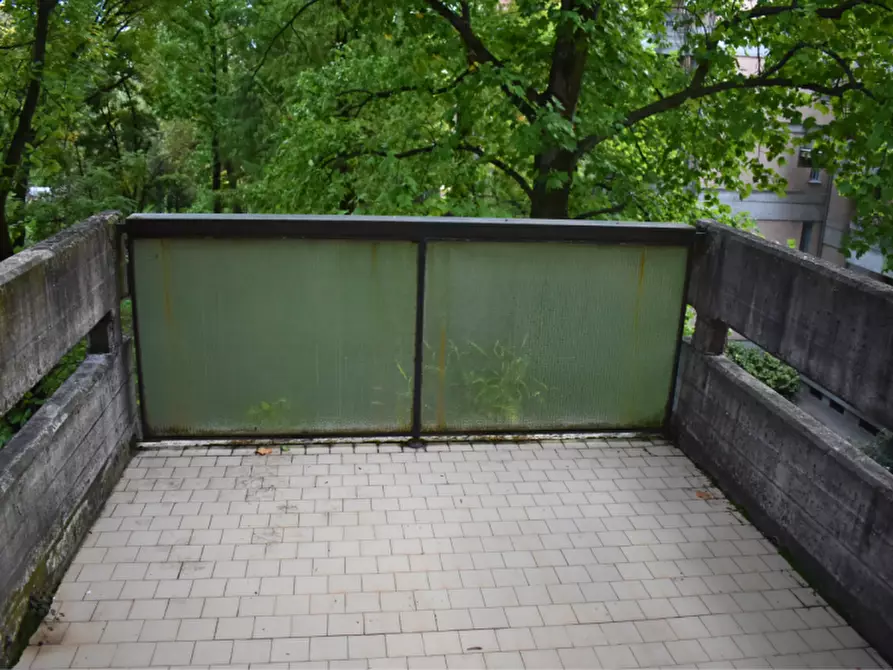 Immagine 12 di Appartamento in vendita  in Via Montanara a Parma