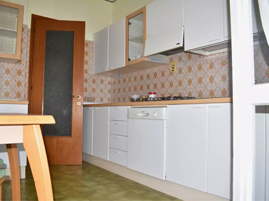 Immagine 24 di Appartamento in vendita  in Via Montanara a Parma