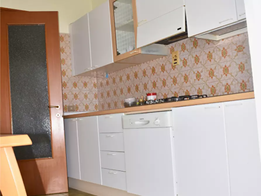 Immagine 25 di Appartamento in vendita  in Via Montanara a Parma