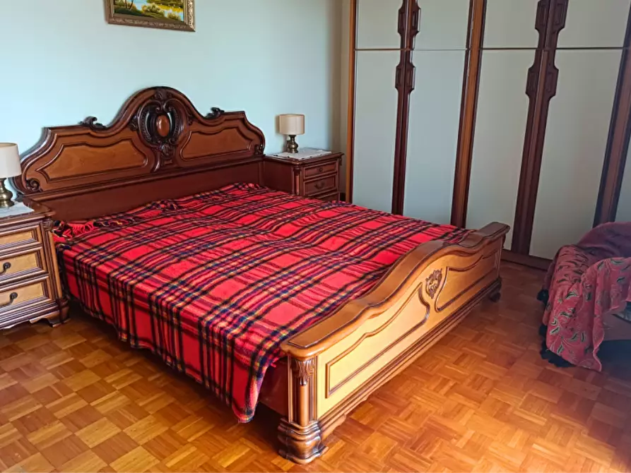 Immagine 33 di Appartamento in vendita  in Via Montanara a Parma