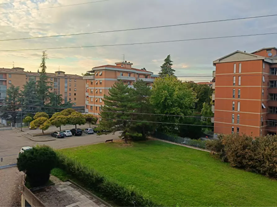 Immagine 36 di Appartamento in vendita  in Via Montanara a Parma