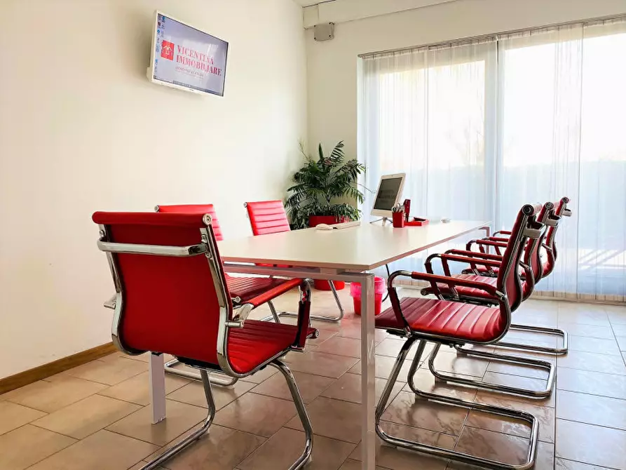 Immagine 2 di Terreno in vendita  in via Torre Rossa a Camisano Vicentino