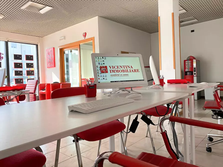 Immagine 12 di Terreno in vendita  in via Torre Rossa a Camisano Vicentino