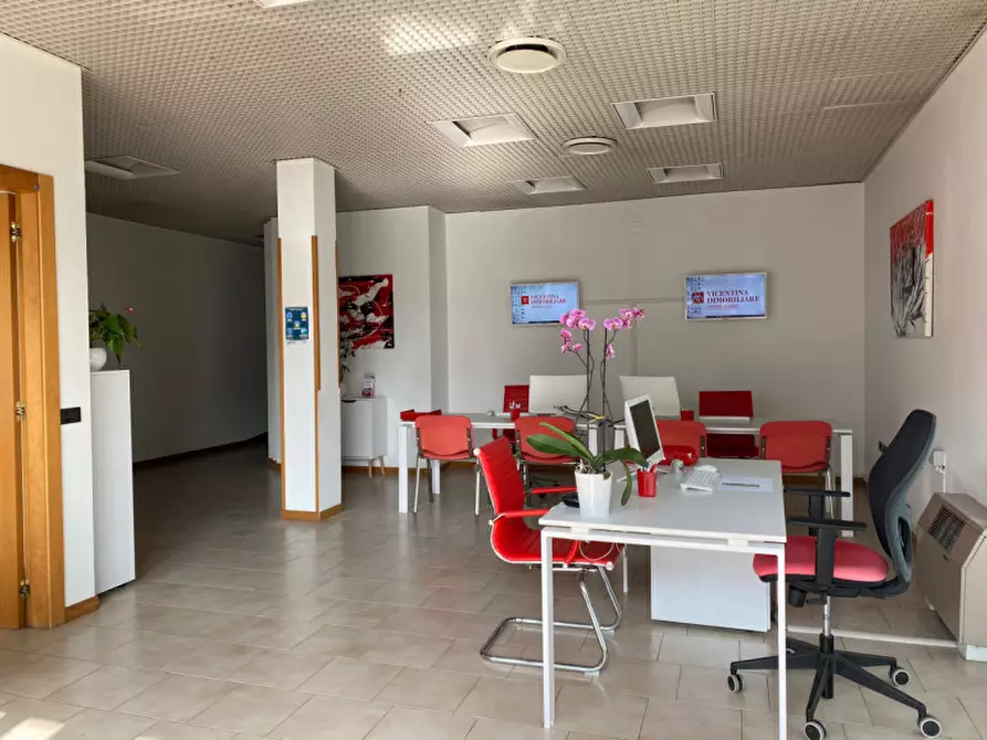 Immagine 16 di Terreno in vendita  in via Torre Rossa a Camisano Vicentino