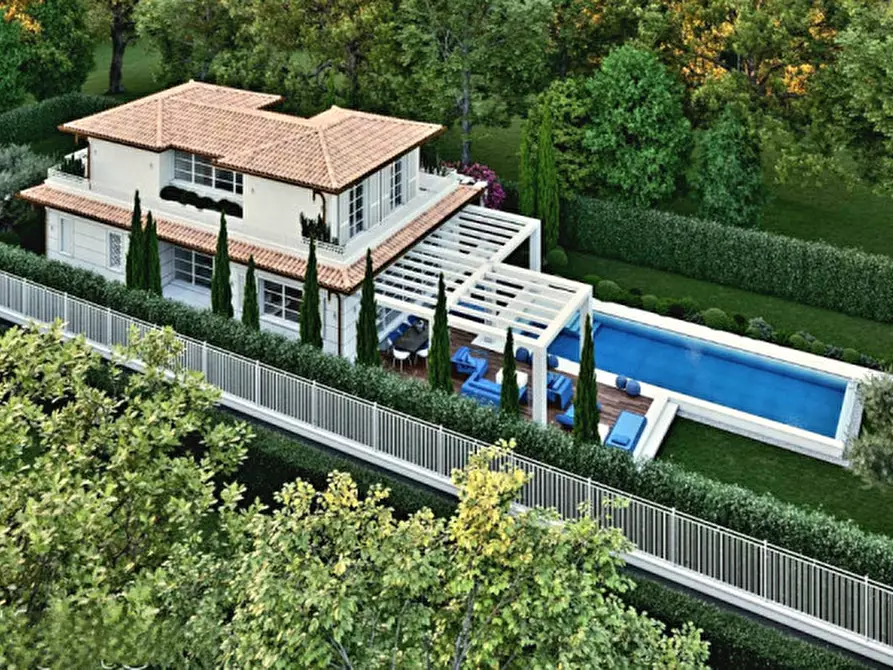Immagine 3 di Villa in vendita  in Via Pietro Mascagni a Forte Dei Marmi