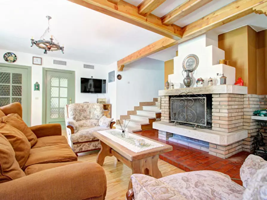 Immagine 8 di Villa in vendita  in Via del Lavachel a Trento