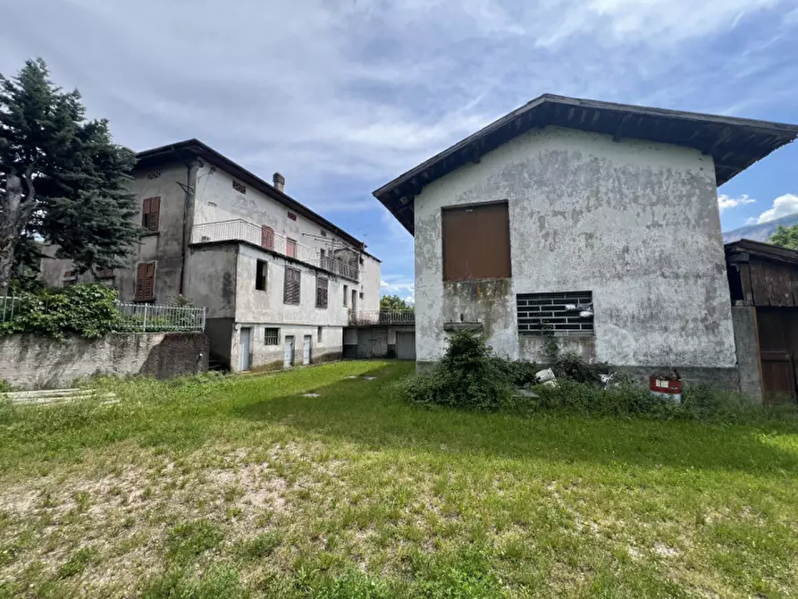 Immagine 2 di Casa indipendente in vendita  in Via Alto Adige a Trento