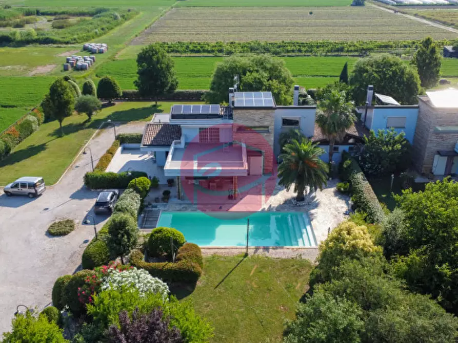 Immagine 32 di Casa bifamiliare in vendita  a Cesenatico