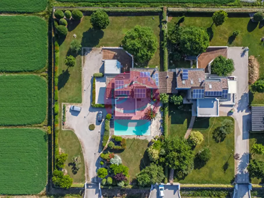 Immagine 33 di Casa bifamiliare in vendita  a Cesenatico