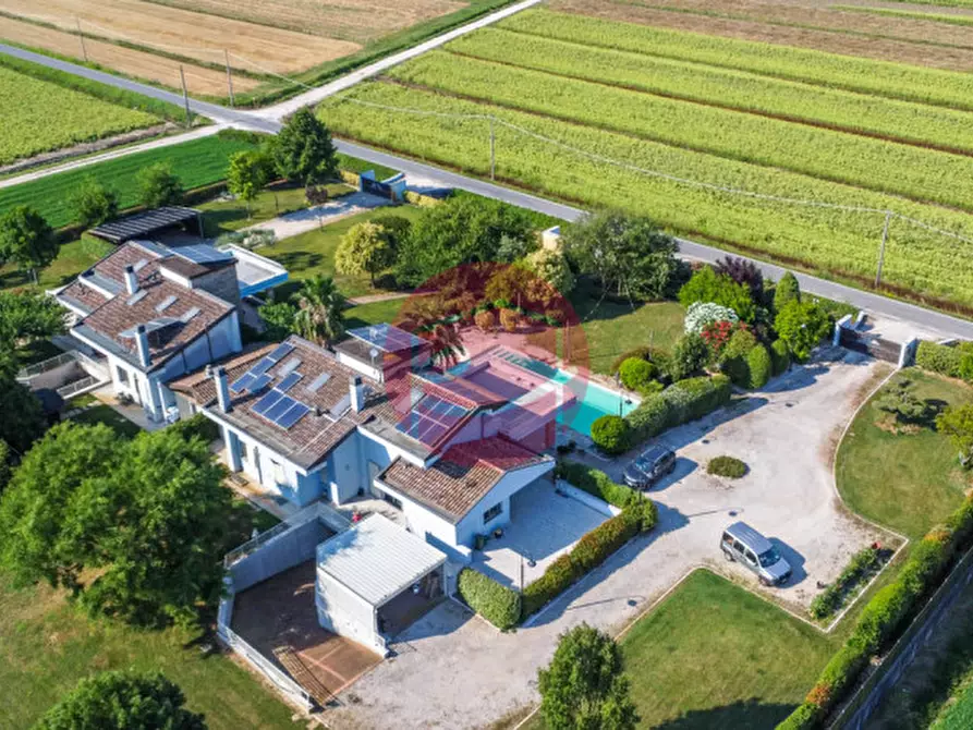 Immagine 35 di Casa bifamiliare in vendita  a Cesenatico