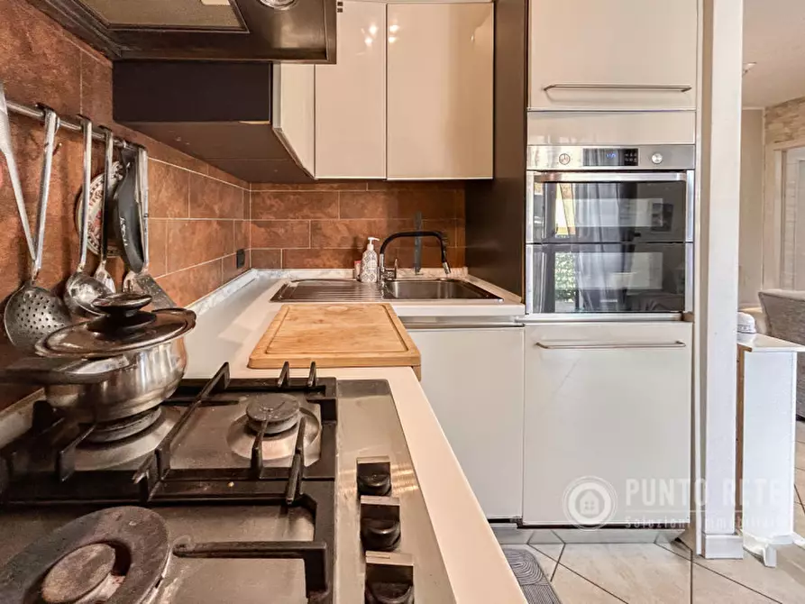 Immagine 14 di Appartamento in vendita  in Via Prese a Pescantina