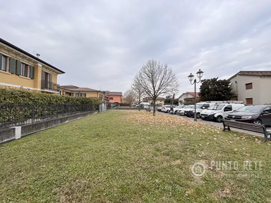 Immagine 50 di Appartamento in vendita  in Via Prese a Pescantina