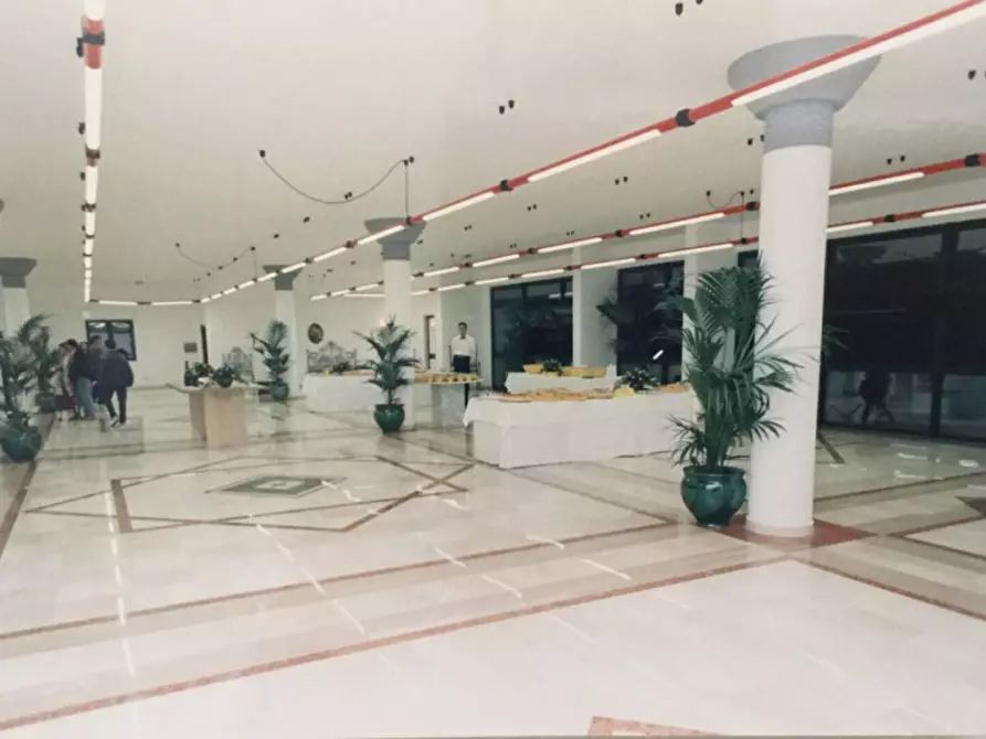 Immagine 5 di Attività commerciale in vendita  in Via Partigiani Caduti, 57 a Grottaglie