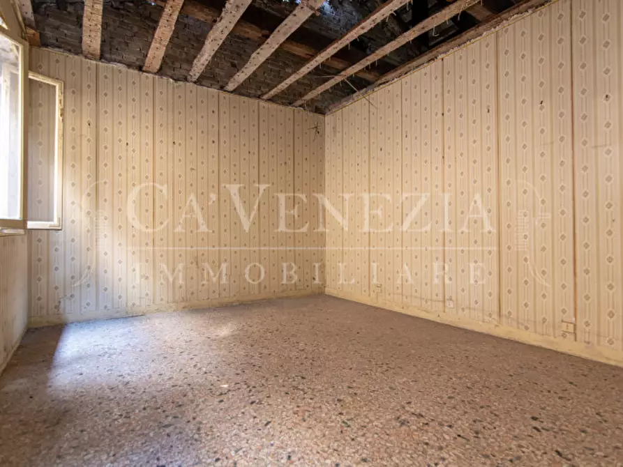 Immagine 4 di Appartamento in vendita  a Venezia