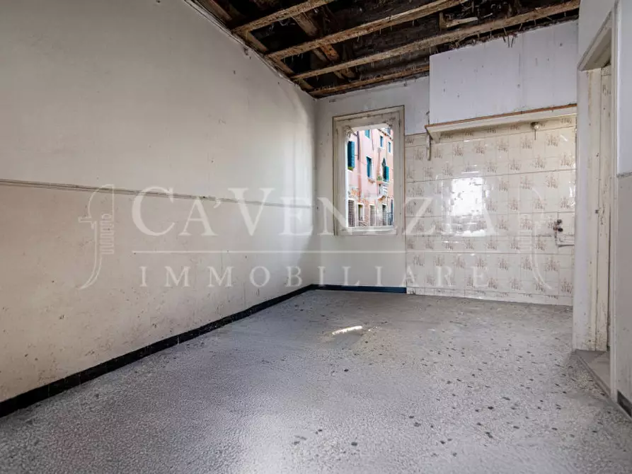 Immagine 7 di Appartamento in vendita  a Venezia