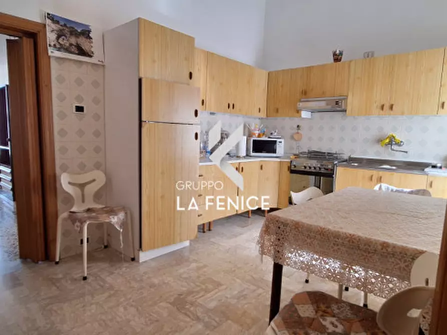 Immagine 13 di Appartamento in vendita  in Via Alberobello,25 a Locorotondo