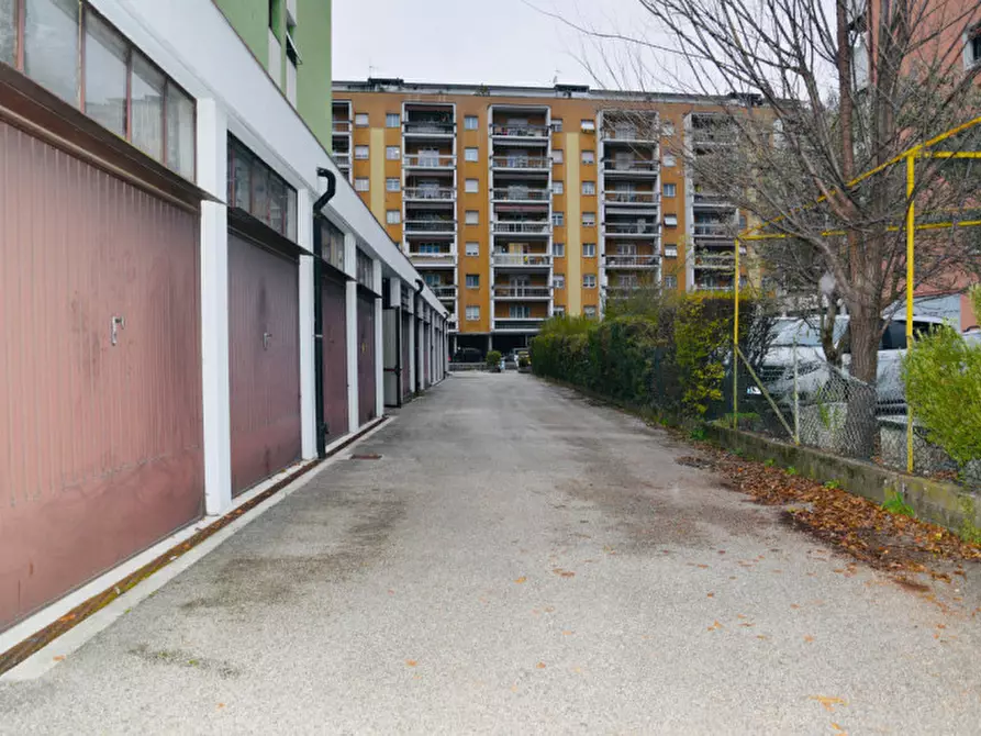 Immagine 3 di Magazzino in affitto  in Via Lavisotto 71/5 a Trento