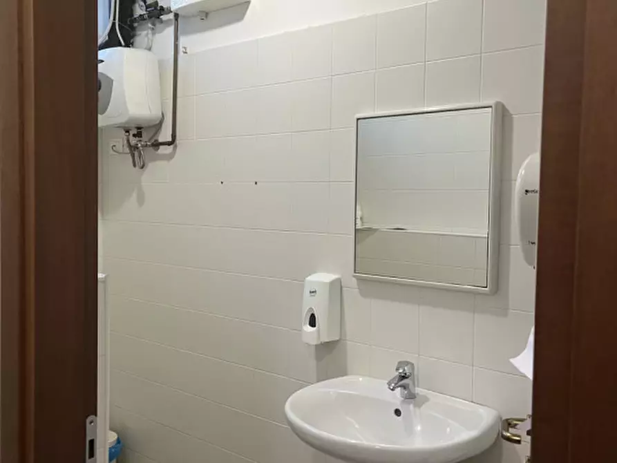 Immagine 27 di Magazzino in affitto  in Via Lavisotto 71/5 a Trento