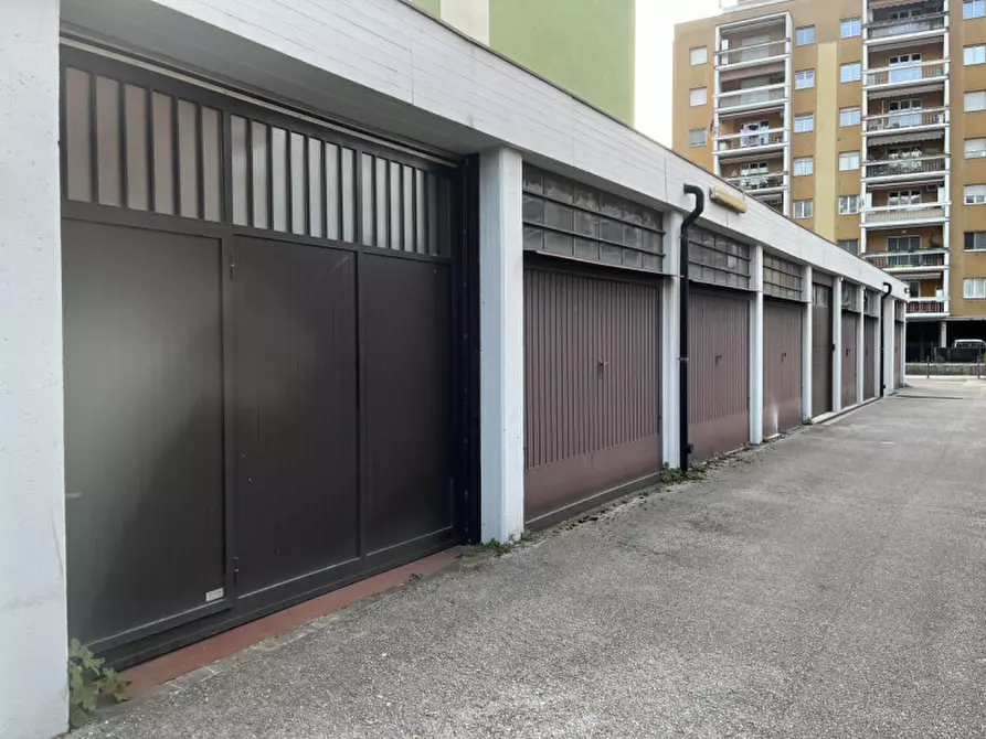 Immagine 32 di Magazzino in affitto  in Via Lavisotto 71/5 a Trento