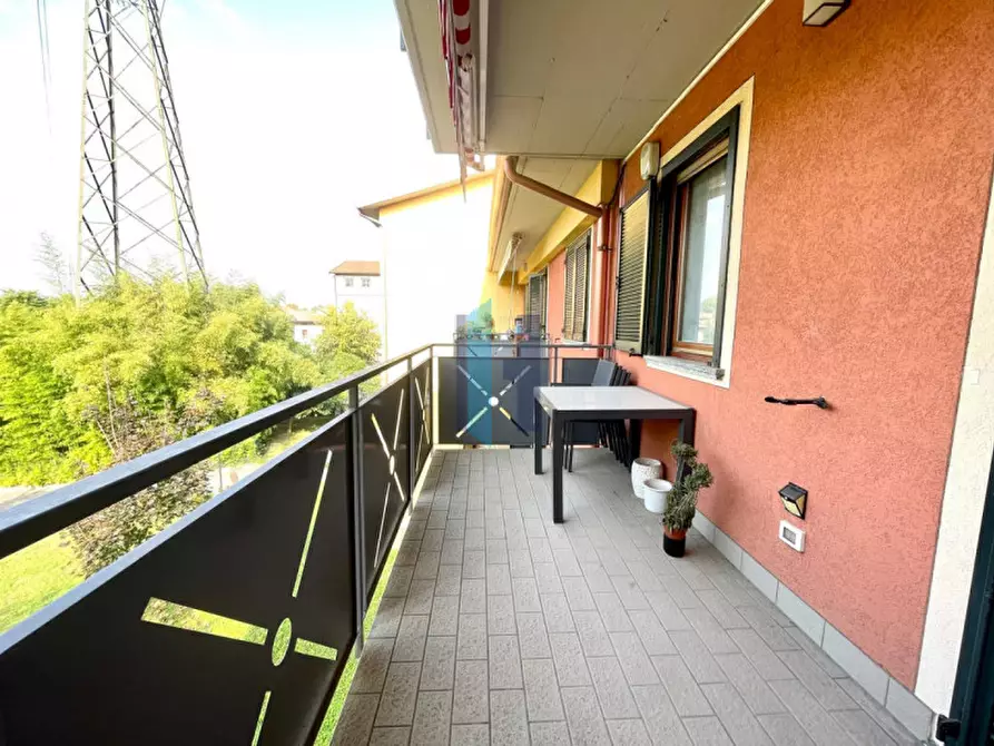 Immagine 13 di Appartamento in vendita  in via Ponte 17E a Brescia