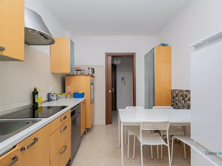 Immagine 9 di Camera in affitto  in Via Jan Palach a Milano