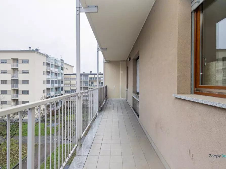 Immagine 16 di Camera in affitto  in Via Jan Palach a Milano