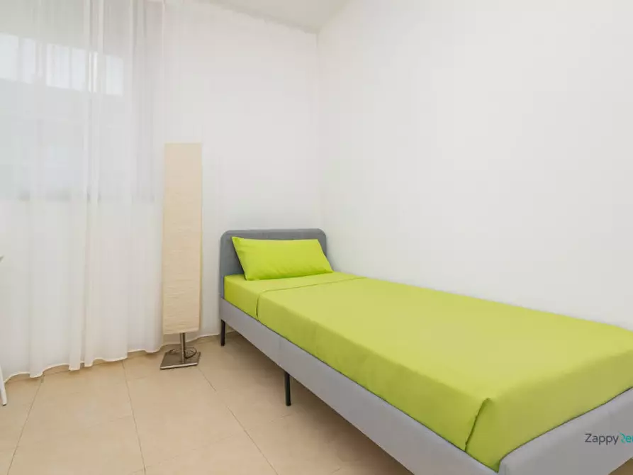 Immagine 20 di Camera in affitto  in Via Jan Palach a Milano