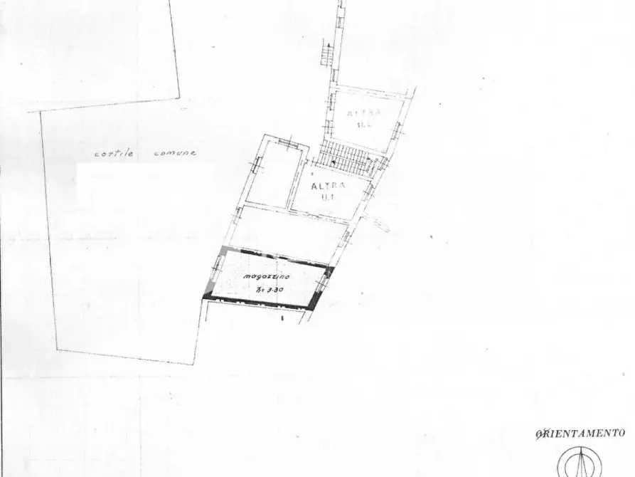 Immagine 2 di Negozio in affitto  in C.so Italia a Saronno