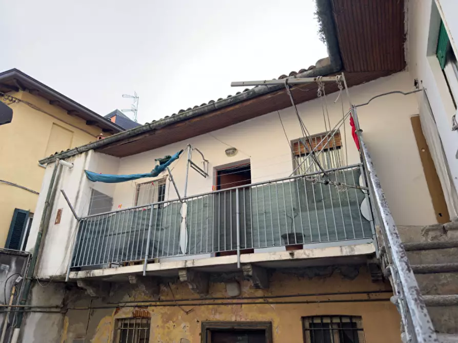 Immagine 39 di Appartamento in vendita  in Via Cherubino Villa 1 a Civate