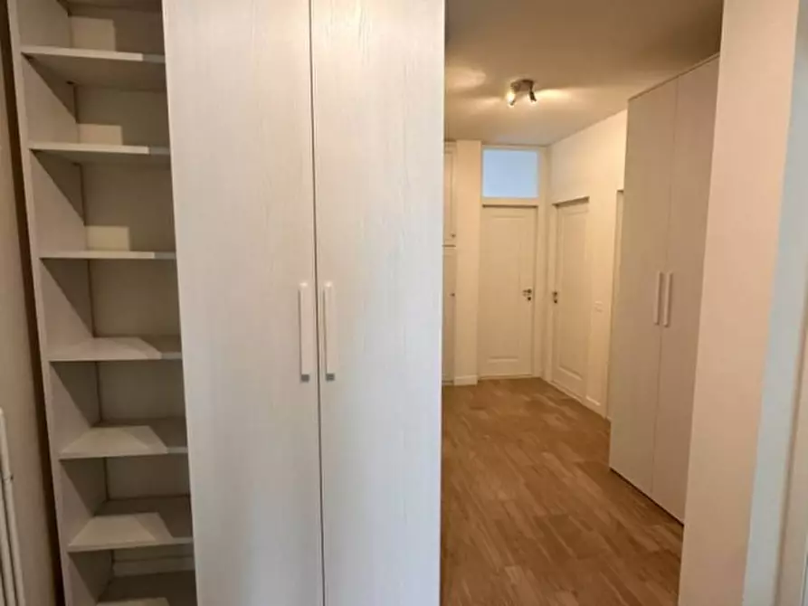 Immagine 6 di Camera in vendita  a Padova