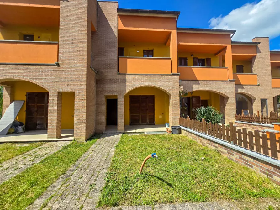 Immagine 2 di Villetta a schiera in vendita  in via Nazionale Nord a Sant'angelo In Vado