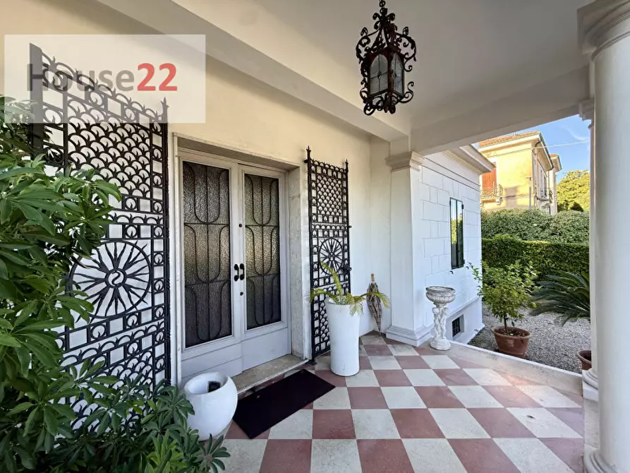 Immagine 7 di Villa in vendita  in Viale Del Risorgimento Nazionale 40 a Vicenza