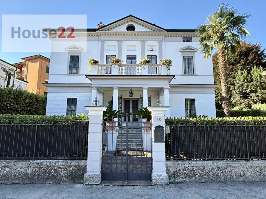 Immagine 8 di Villa in vendita  in Viale Del Risorgimento Nazionale 40 a Vicenza
