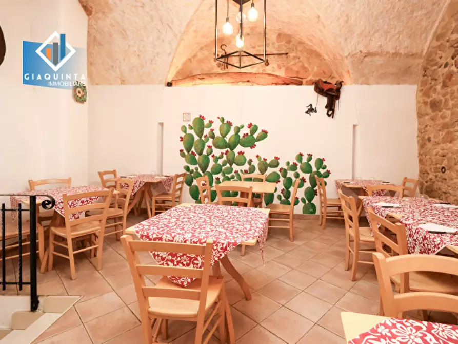 Immagine 13 di Attività commerciale in vendita  in Via Vittorio Emanuele Secondo n.52 a Palagonia