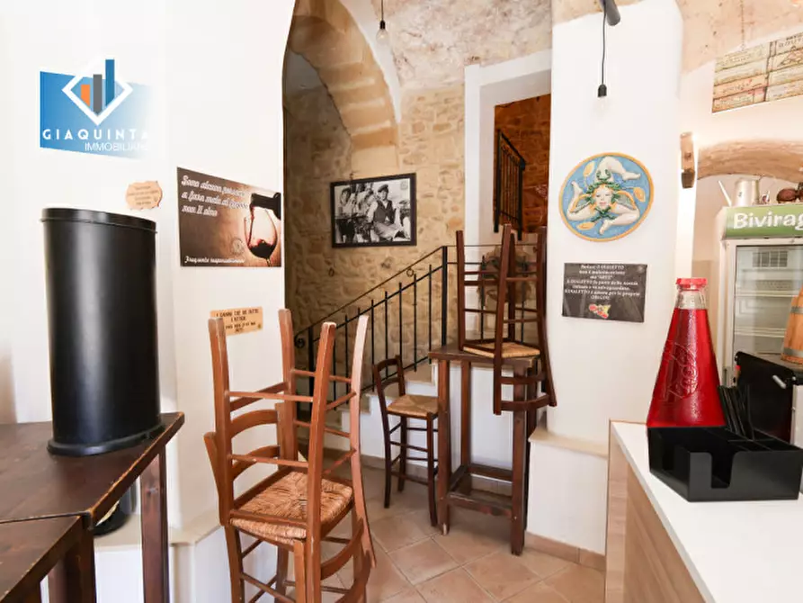 Immagine 23 di Attività commerciale in vendita  in Via Vittorio Emanuele Secondo n.52 a Palagonia