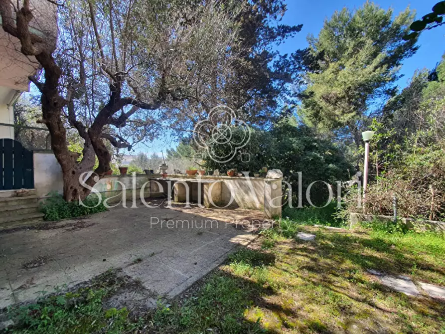 Immagine 16 di Villa in vendita  in Via Provinciale Collepasso a Parabita