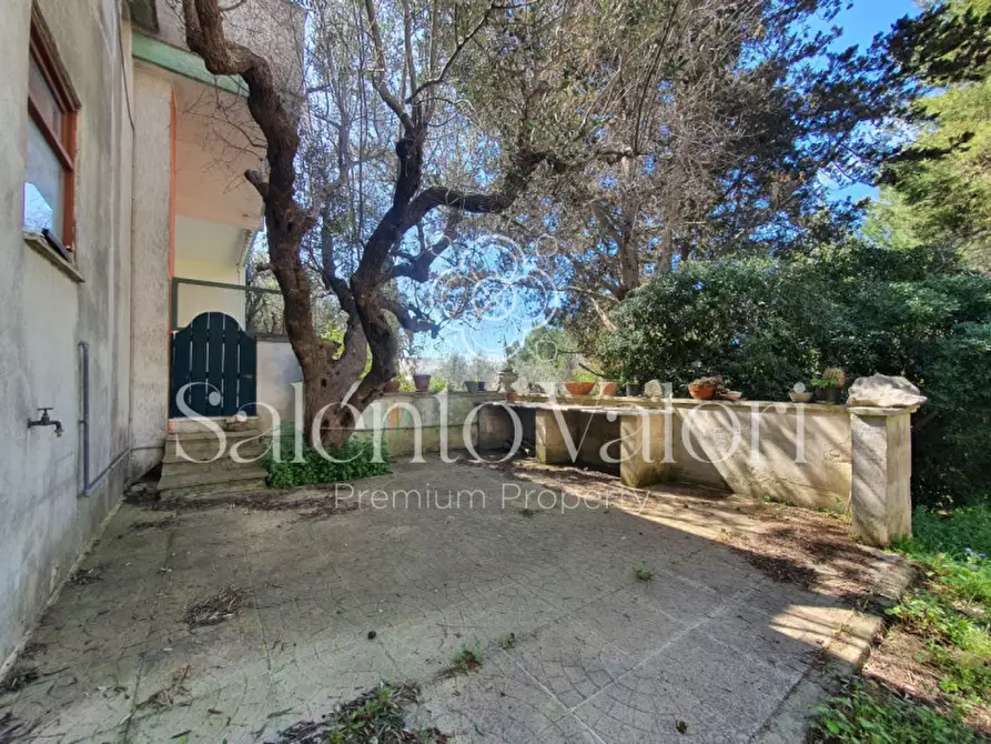 Immagine 17 di Villa in vendita  in Via Provinciale Collepasso a Parabita