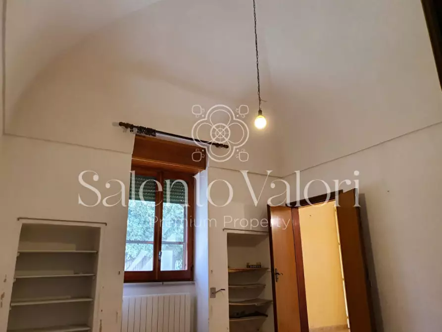 Immagine 26 di Villa in vendita  in Via Provinciale Collepasso a Parabita