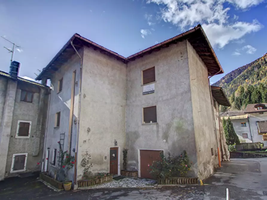 Immagine 21 di Casa indipendente in vendita  in Frazione Mortaso, 100 a Spiazzo