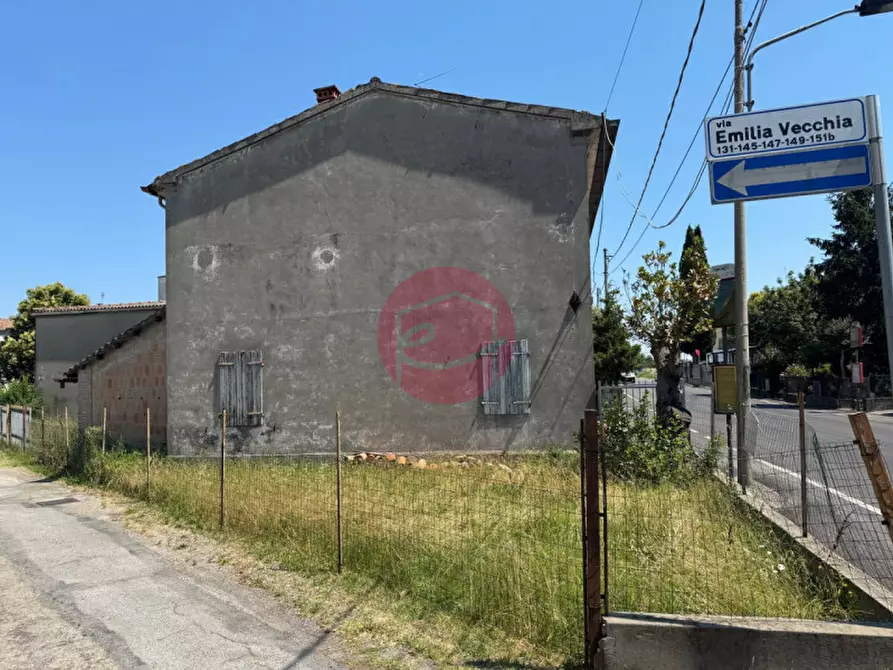 Immagine 10 di Casa indipendente in vendita  a Rimini