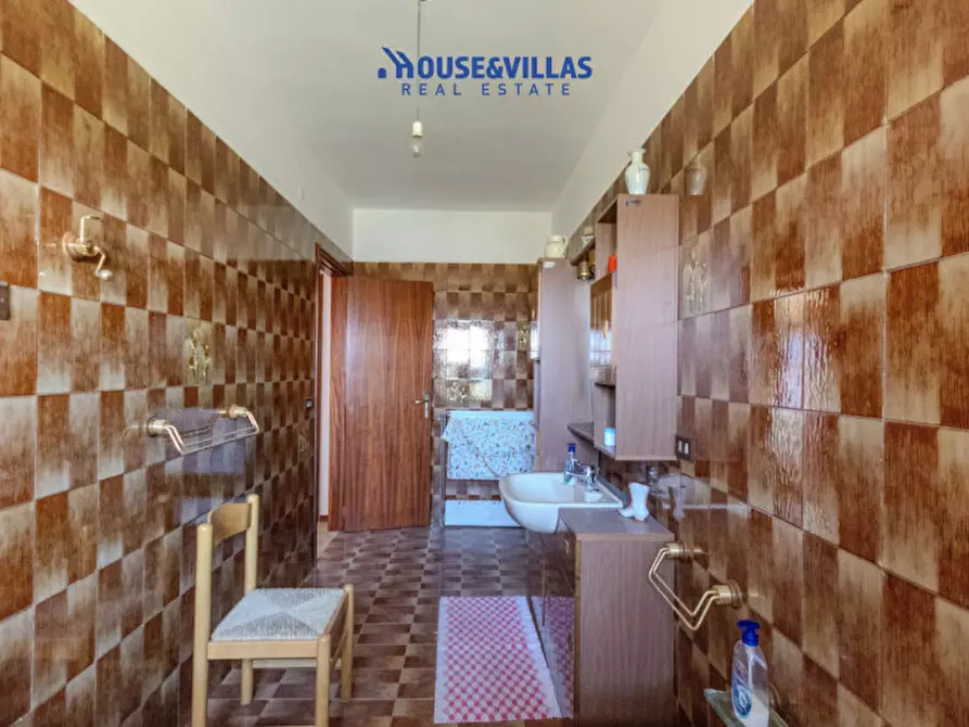 Immagine 35 di Villa in vendita  in IX strada San lorenzo a Noto