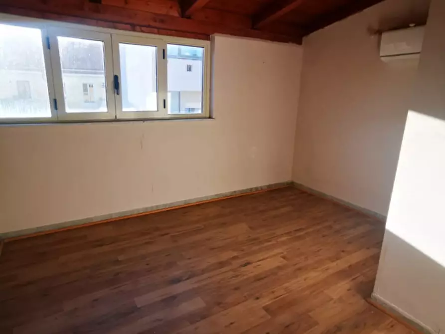 Immagine 11 di Appartamento in vendita  in Via Francesco Paglia a Catanzaro